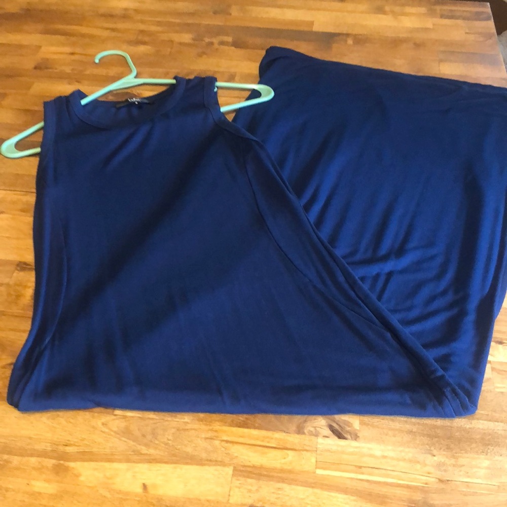 Lulus blue sleeveless maxi dress with pockets